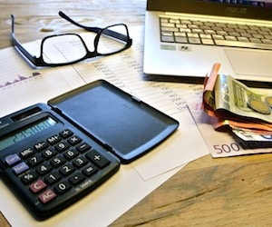 Flat Tax, IFI, prélèvement à la source : que réserve la nouvelle loi de finance ?